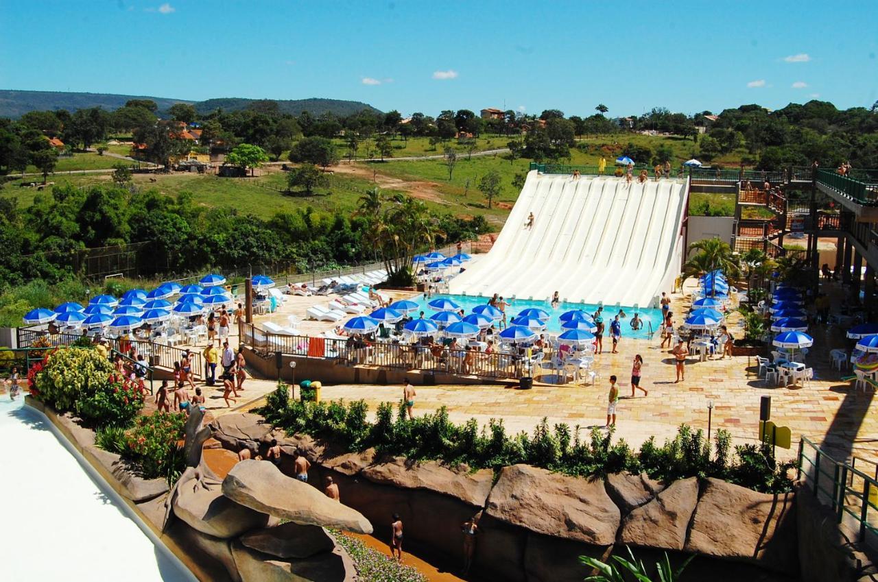 Villas Diroma Com Um Dia No Acqua Park, Splash E Slide Калдас-Новас Экстерьер фото