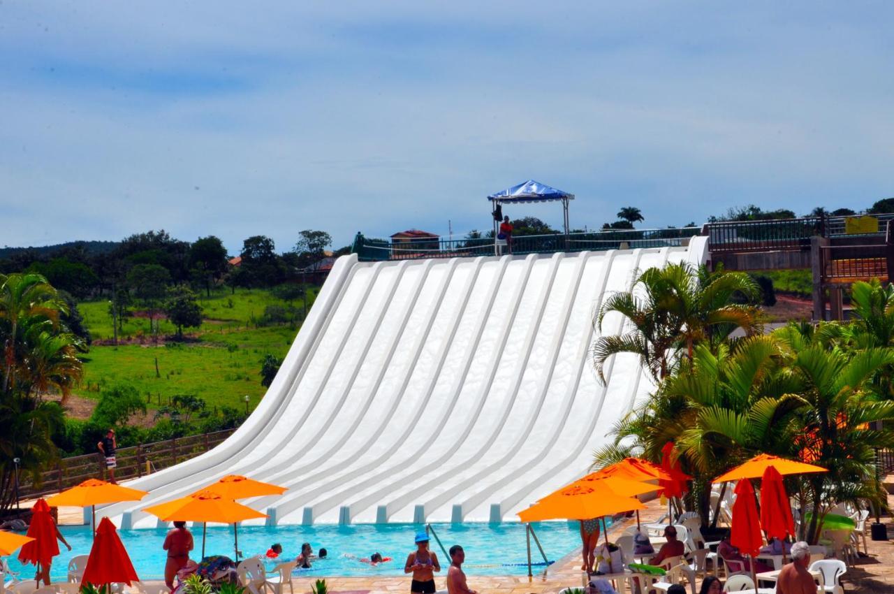 Villas Diroma Com Um Dia No Acqua Park, Splash E Slide Калдас-Новас Экстерьер фото