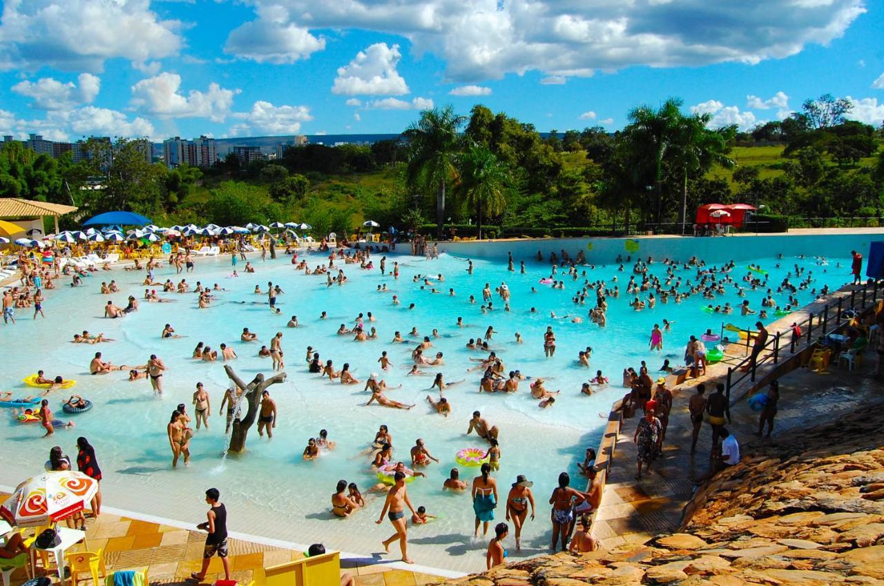 Villas Diroma Com Um Dia No Acqua Park, Splash E Slide Калдас-Новас Экстерьер фото